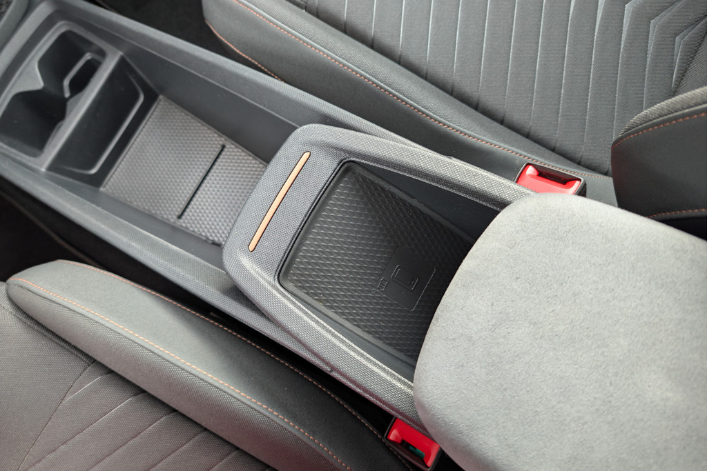 CUPRA Born Business One - Image 33