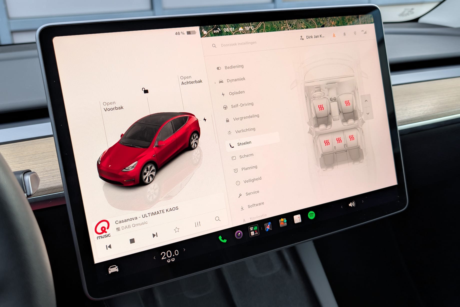 Tesla Model Y DualMotor LongRange AWD - Image 24